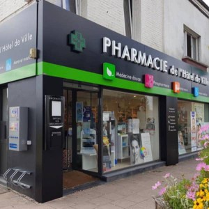facade enseigne pharmacie 