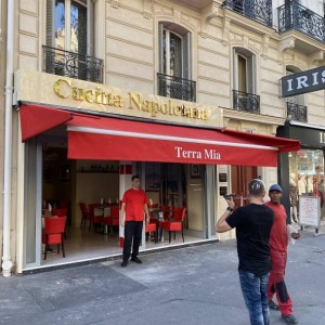 store banne restaurant italien