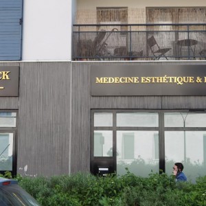 enseigne esthetique